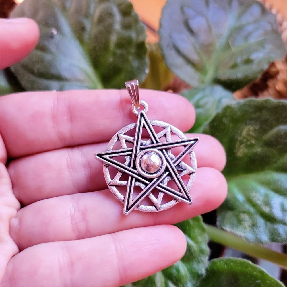 New Handmade Pentagram Pendant